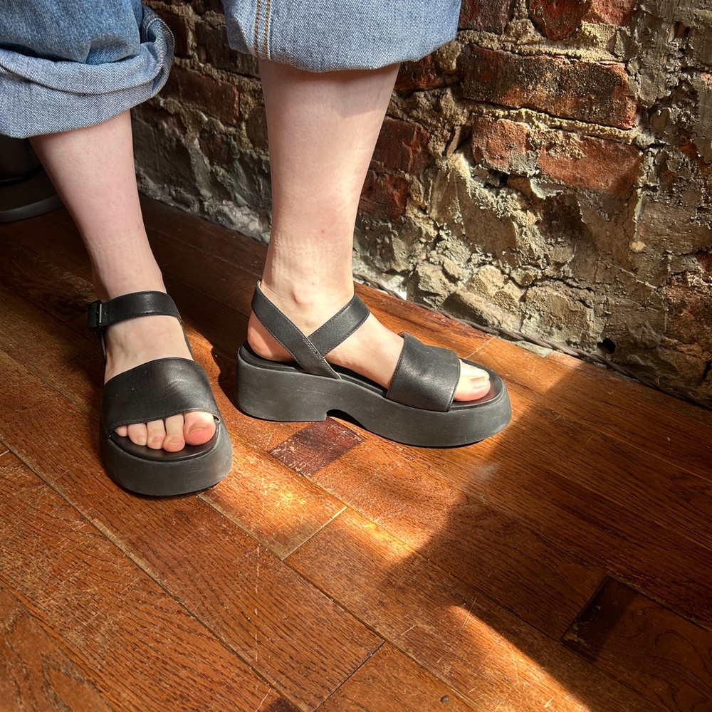 TASHA Camper Black Leather Platform Sandals with Ankle Strap